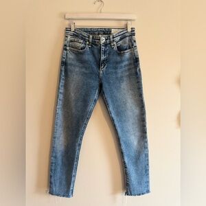 Rag & Bone Revolve Cate Mid Rise Ankle
Skinny Raw Hem in Morgan size 27